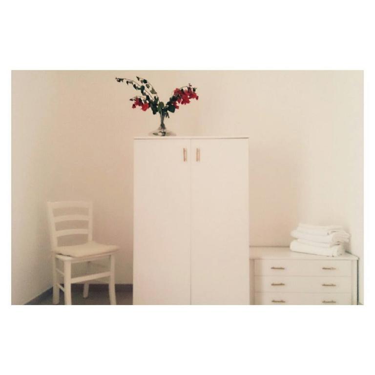 Ypsilhome Castelbuono  Habitación foto